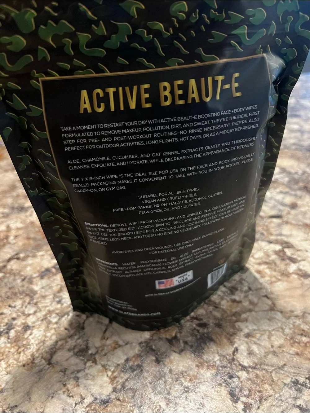 Cleansing & Exfoliating Face + Body Wipes - Green